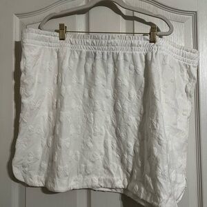 Disney White Skorts